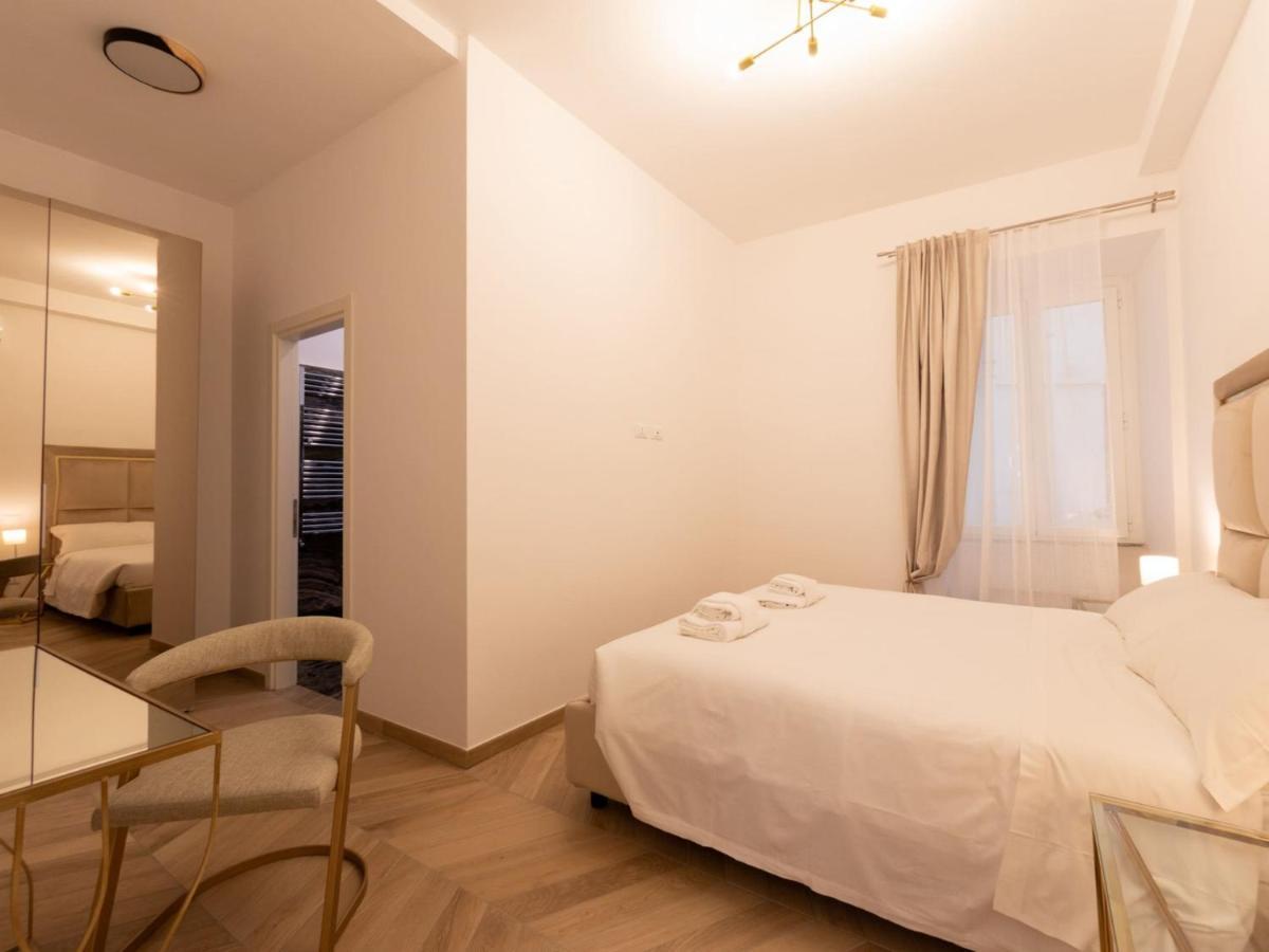 The Best Rent - Elegant Five-Bedrooms Apartment Near Colosseo Ρώμη Εξωτερικό φωτογραφία