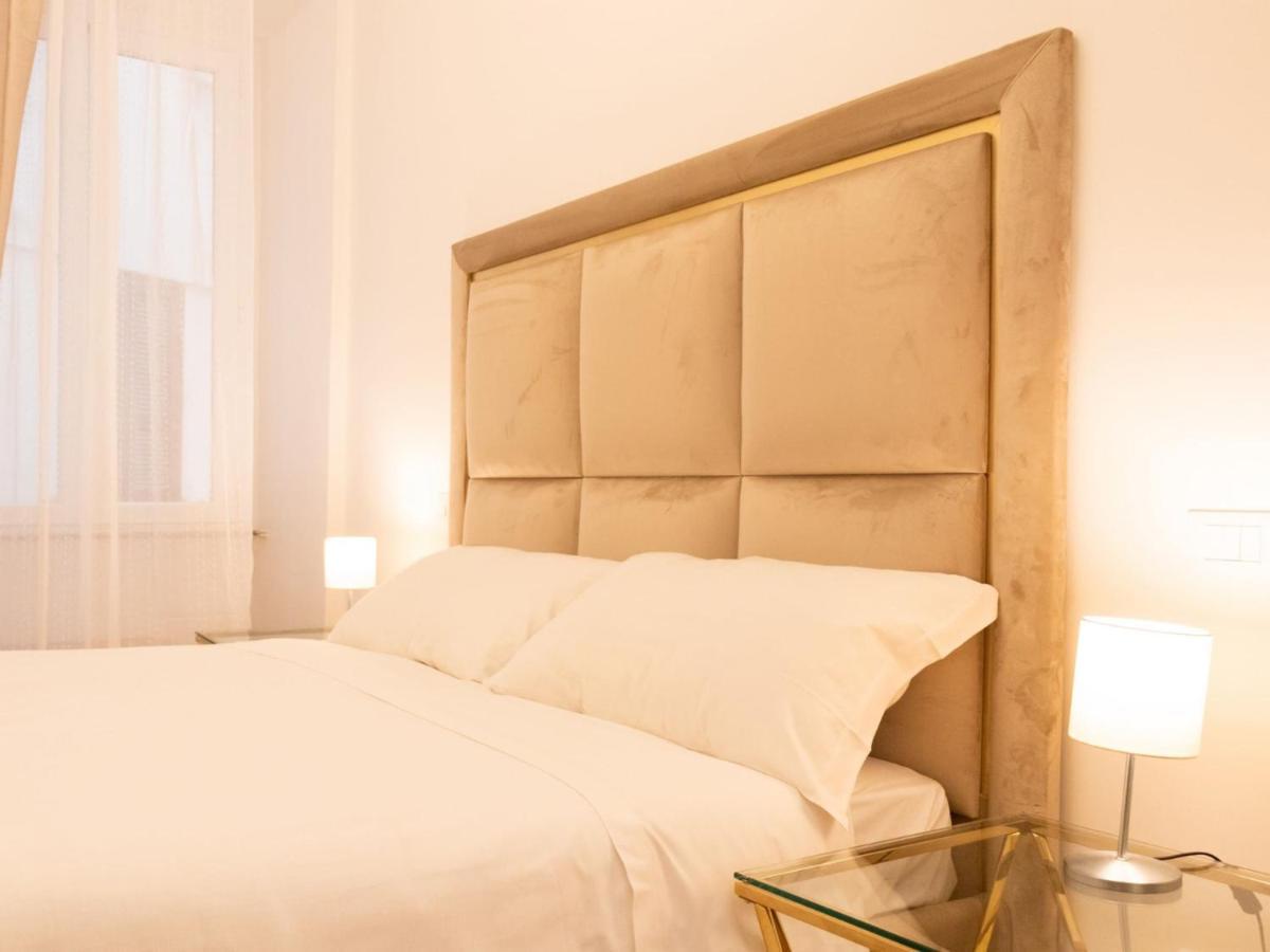 The Best Rent - Elegant Five-Bedrooms Apartment Near Colosseo Ρώμη Εξωτερικό φωτογραφία