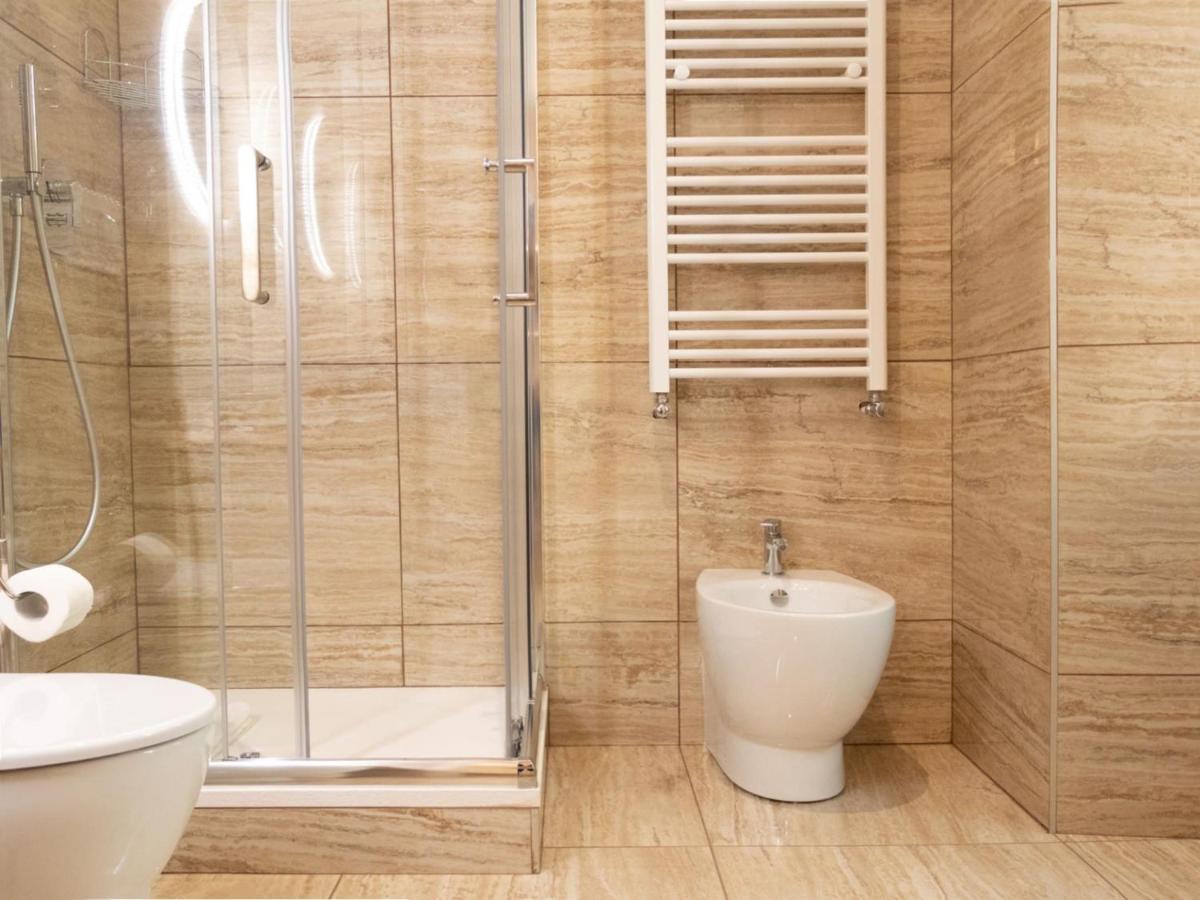 The Best Rent - Elegant Five-Bedrooms Apartment Near Colosseo Ρώμη Εξωτερικό φωτογραφία
