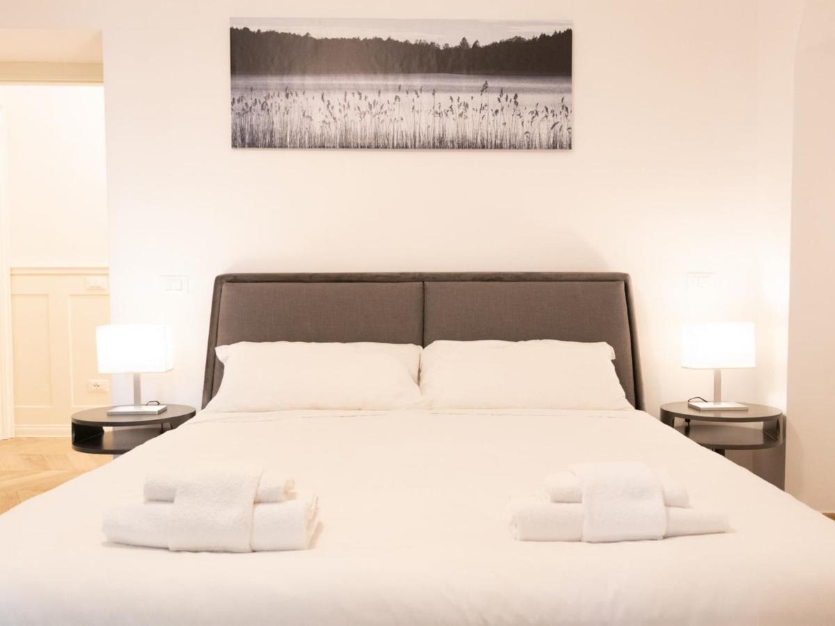 The Best Rent - Elegant Five-Bedrooms Apartment Near Colosseo Ρώμη Εξωτερικό φωτογραφία