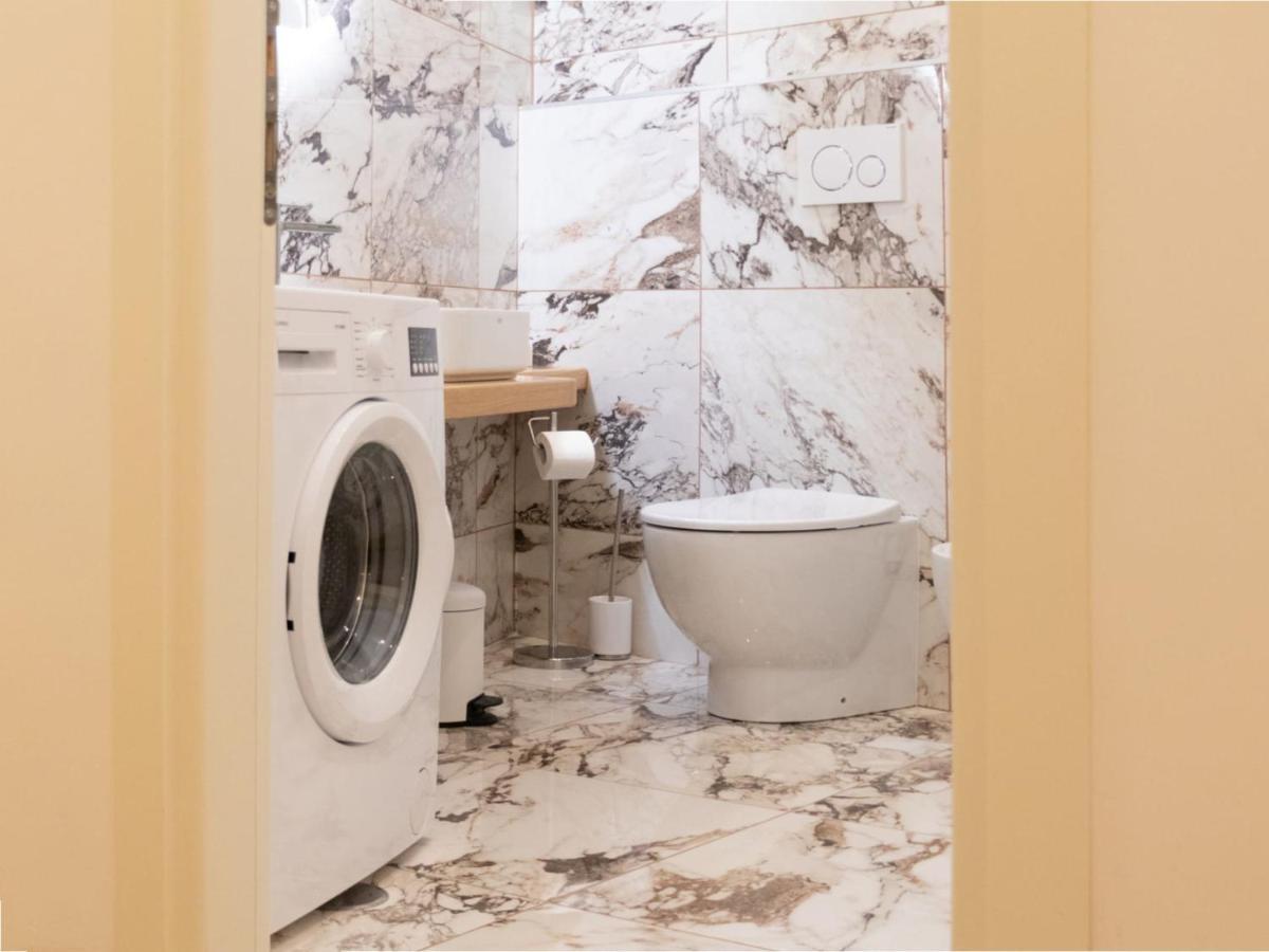 The Best Rent - Elegant Five-Bedrooms Apartment Near Colosseo Ρώμη Εξωτερικό φωτογραφία