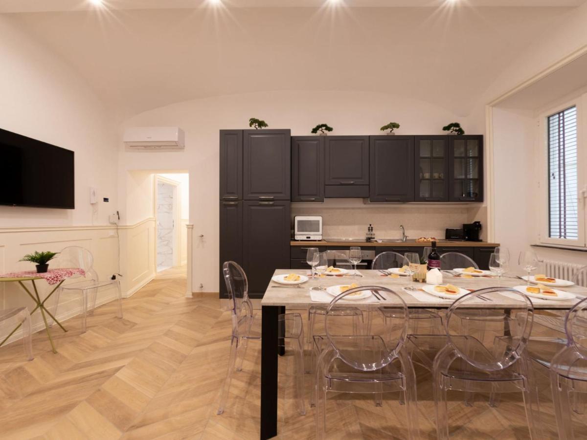The Best Rent - Elegant Five-Bedrooms Apartment Near Colosseo Ρώμη Εξωτερικό φωτογραφία